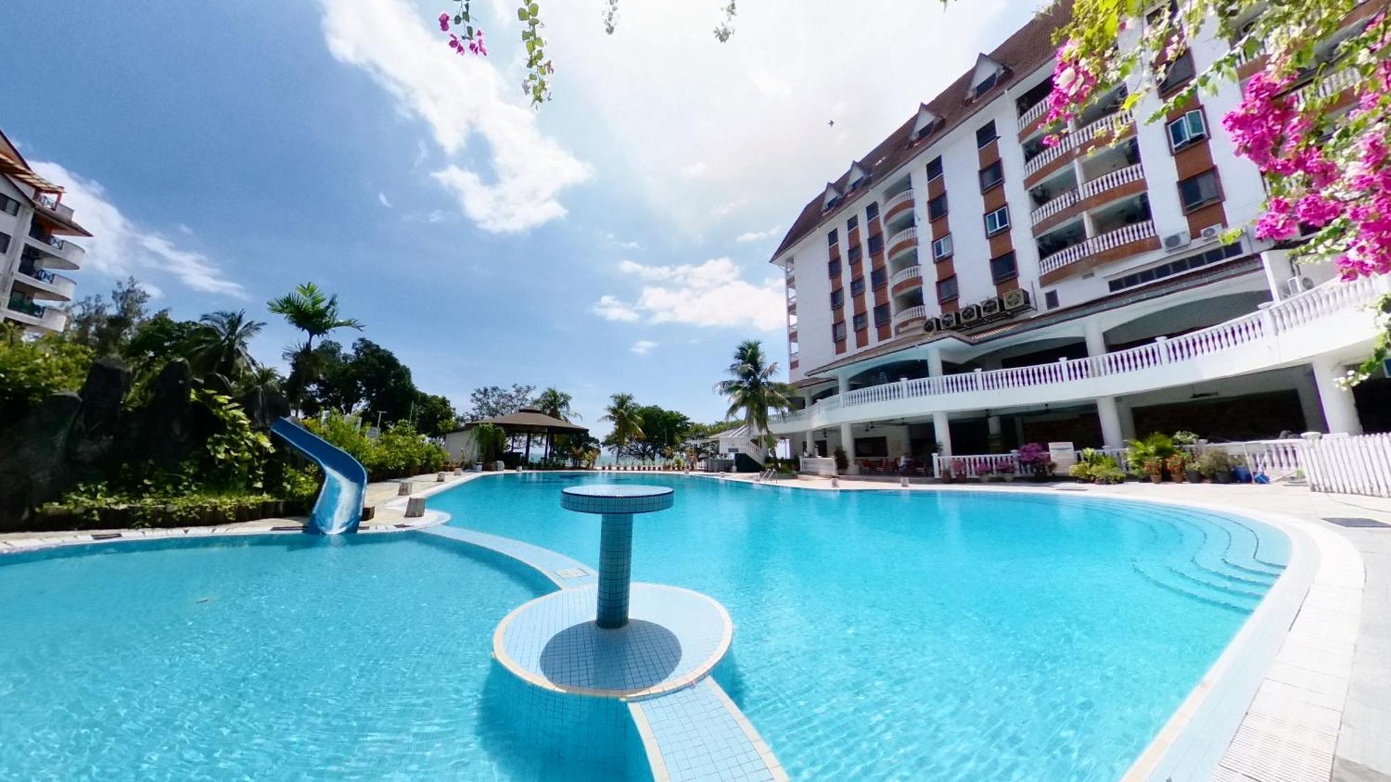 Pd Up To 10pax 2r2b Beachfront, Pool View, Wifi, 50